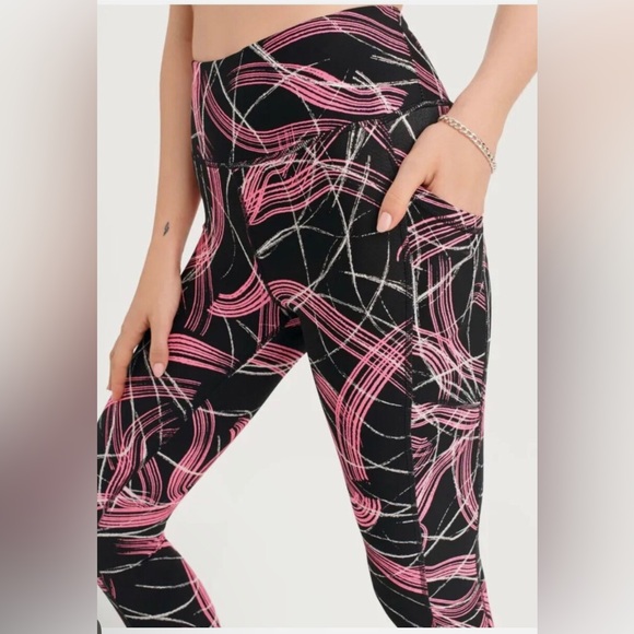 NWT DKNY Electric Shock Print High Waist Legging. - Picture 3 of 9
